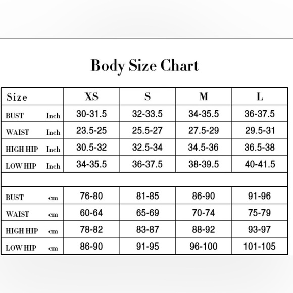 White cropped blazer with shoulder pads & white silk pants. XS - Picture 12 of 12